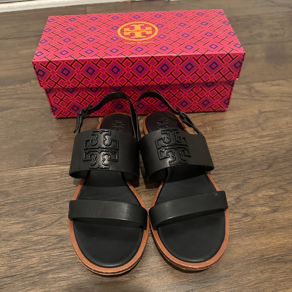 Tory Burch Sandals in size 8.5
